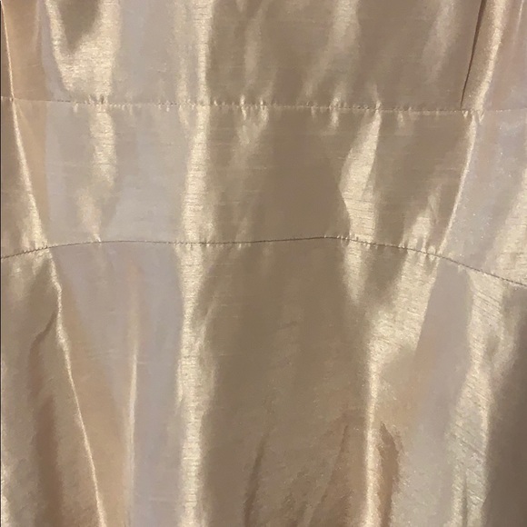 Women’s Dress - Picture 2 of 3